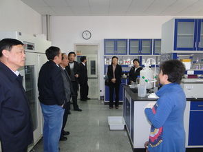 市教委專(zhuān)家組蒞臨我校檢查食品質(zhì)量與安全、酒店管理和應(yīng)用化學(xué)三個(gè)新增專(zhuān)業(yè)